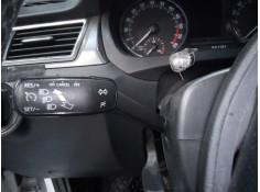 Recambio de mando intermitentes para skoda rapid active referencia OEM IAM   