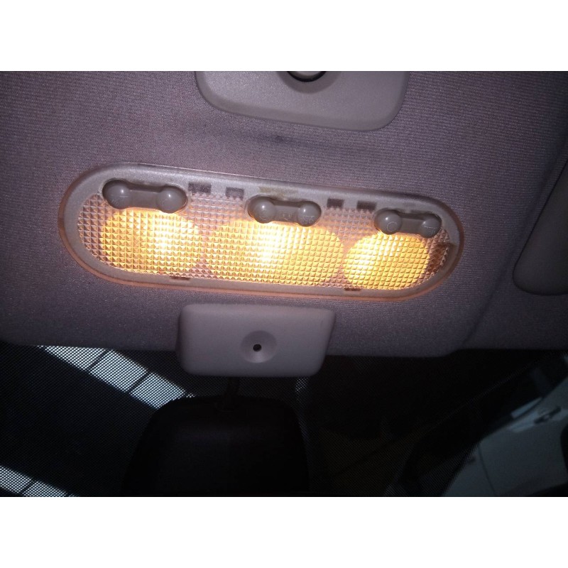 Recambio de luz interior para nissan qashqai (j10) acenta referencia OEM IAM   