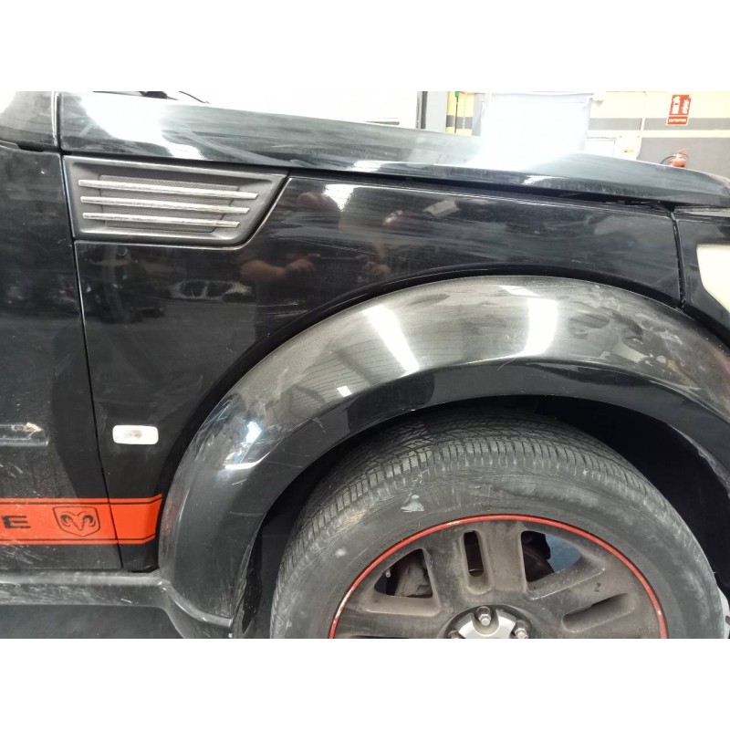 Recambio de aleta delantera derecha para dodge nitro se referencia OEM IAM   