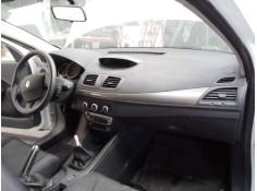 Recambio de salpicadero para renault megane iii berlina 5 p authentique referencia OEM IAM   