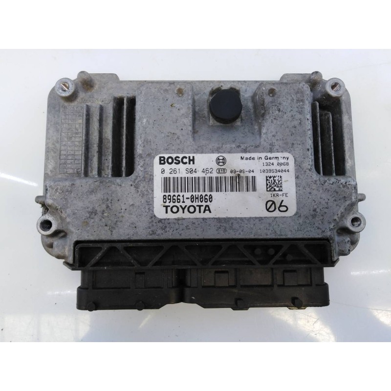 Recambio de centralita motor uce para toyota aygo (kgb/wnb) básico referencia OEM IAM 0261S04462 896610H060 