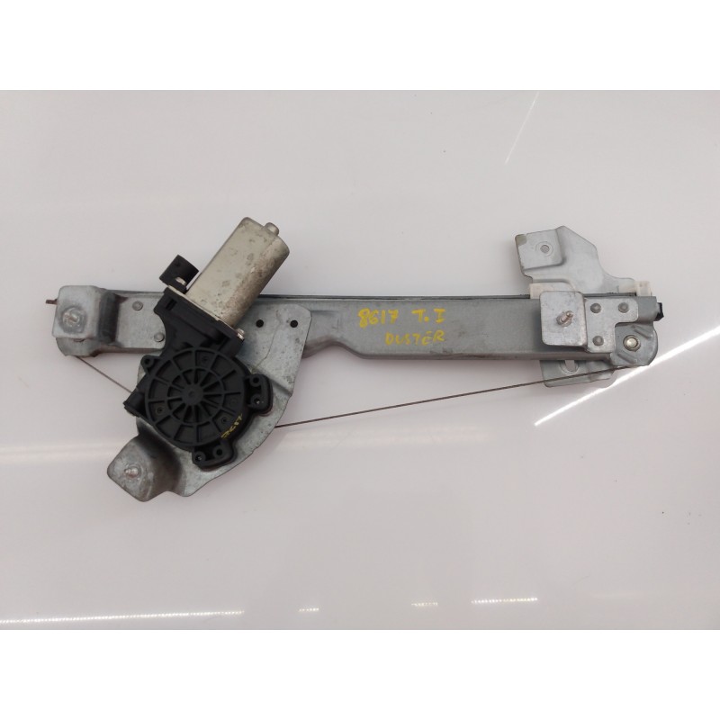 Recambio de elevalunas trasero izquierdo para dacia duster laureate 4x2 referencia OEM IAM 8200733833 9030255 