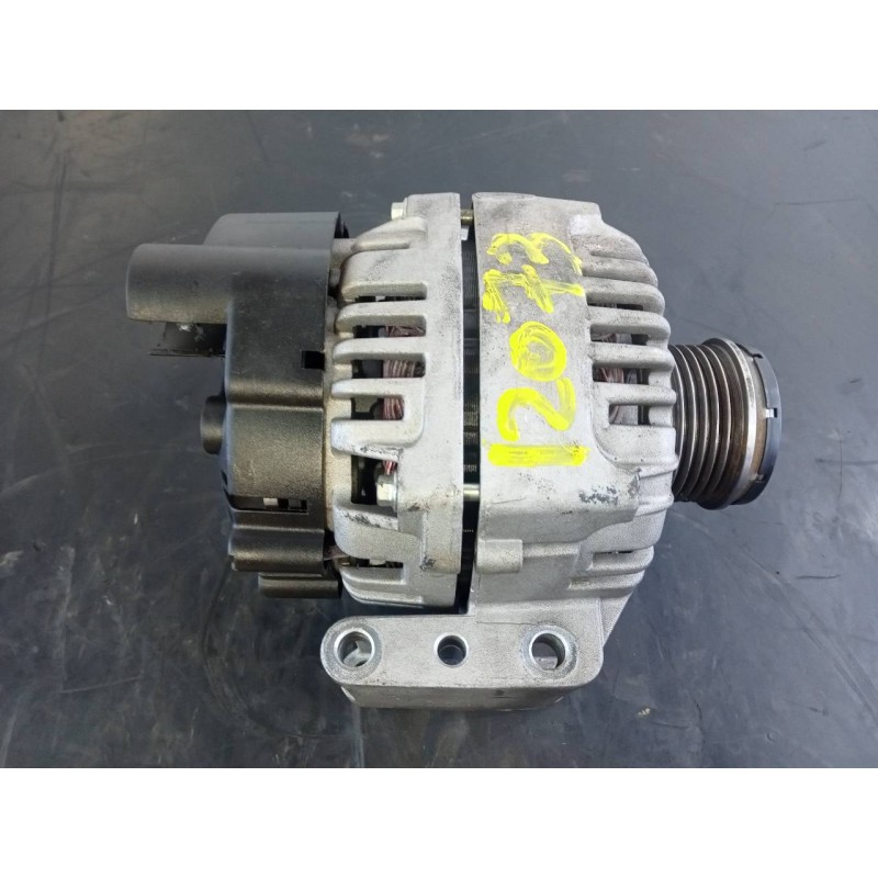 Recambio de alternador para fiat doblo cargo basis kasten referencia OEM IAM 26006944 8EL011710841 