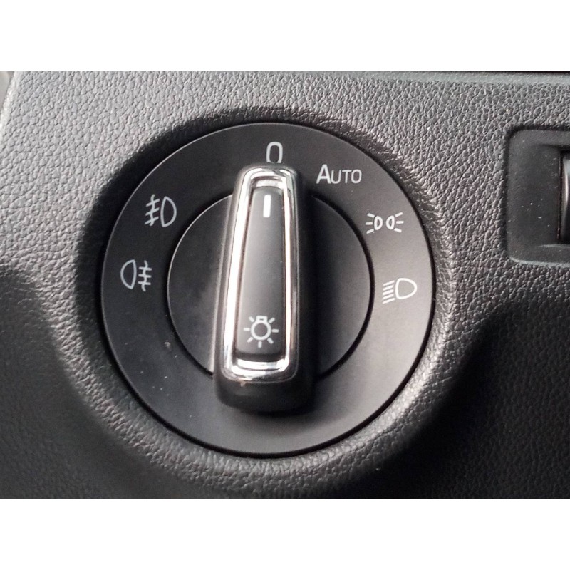 Recambio de mando luces para skoda rapid active referencia OEM IAM   