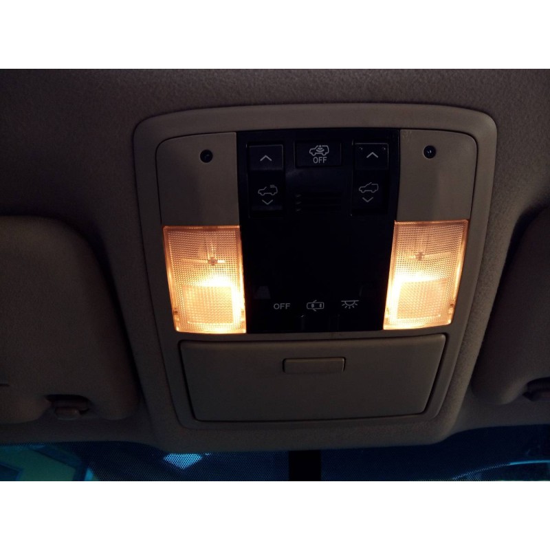 Recambio de luz interior para toyota land cruiser (j15) premium referencia OEM IAM   