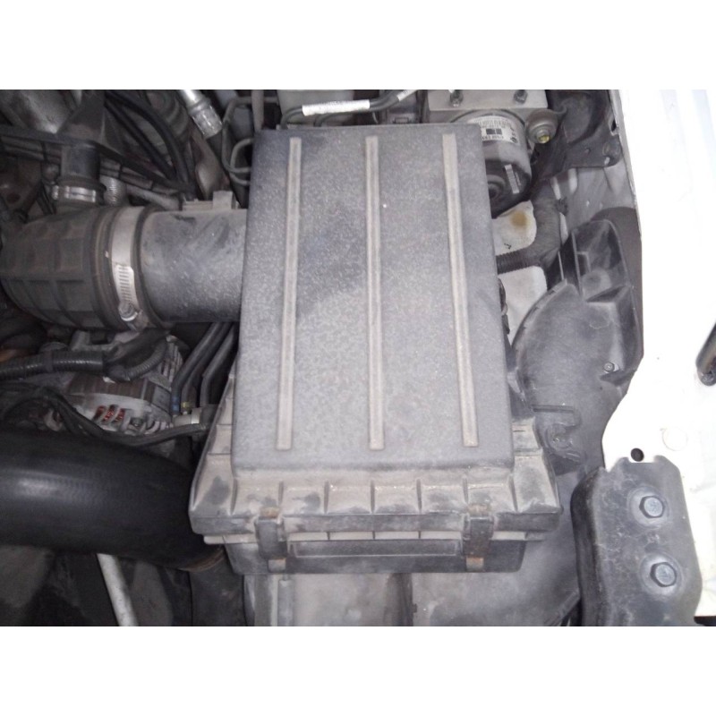 Recambio de filtro aire para nissan pathfinder (r51) 2.5 dci xe referencia OEM IAM   