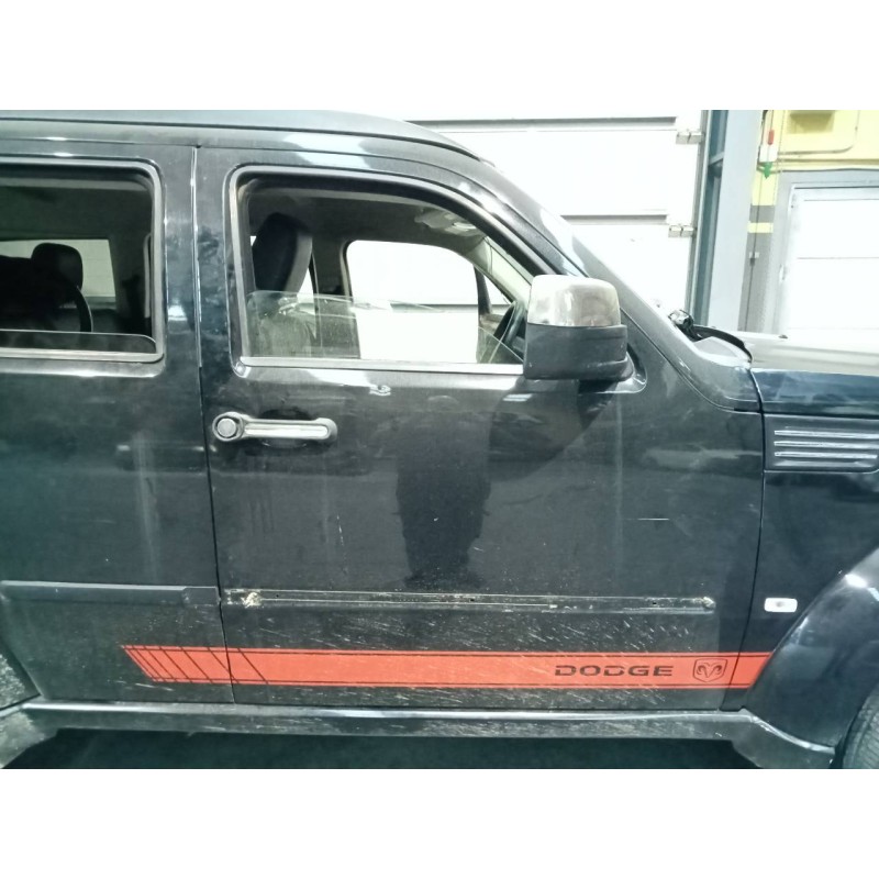 Recambio de puerta delantera derecha para dodge nitro se referencia OEM IAM   