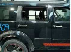 Recambio de puerta trasera derecha para dodge nitro se referencia OEM IAM   