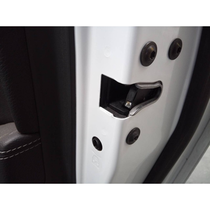 Recambio de cerradura puerta trasera derecha para opel astra j lim. enjoy referencia OEM IAM   