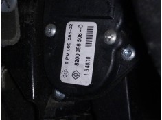 Recambio de pedal acelerador para dacia duster ambiance 4x4 referencia OEM IAM 8200386506D  