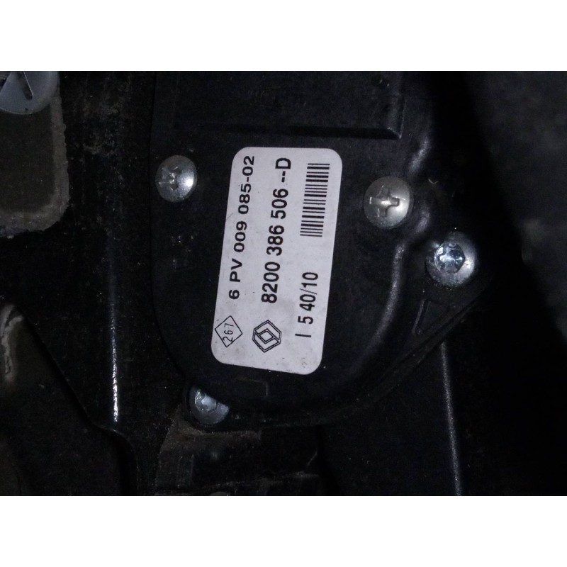 Recambio de pedal acelerador para dacia duster ambiance 4x4 referencia OEM IAM 8200386506D  