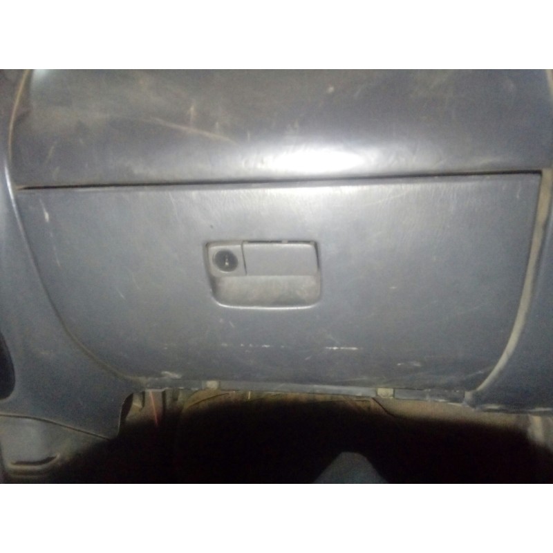 Recambio de guantera para nissan pick-up (d22) td doble cabina 4x4 referencia OEM IAM   