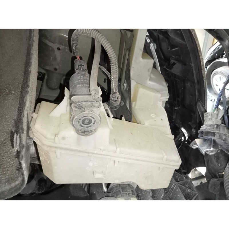 Recambio de deposito limpia para peugeot 508 access referencia OEM IAM   