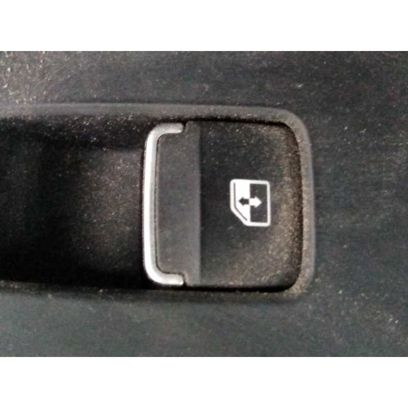 Recambio de mando elevalunas trasero derecho para hyundai santa fe style 4wd limited referencia OEM IAM   