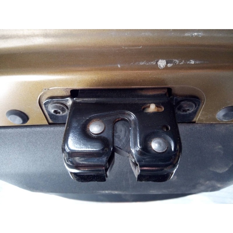 Recambio de cerradura maletero / porton para dacia duster laureate 4x2 referencia OEM IAM   