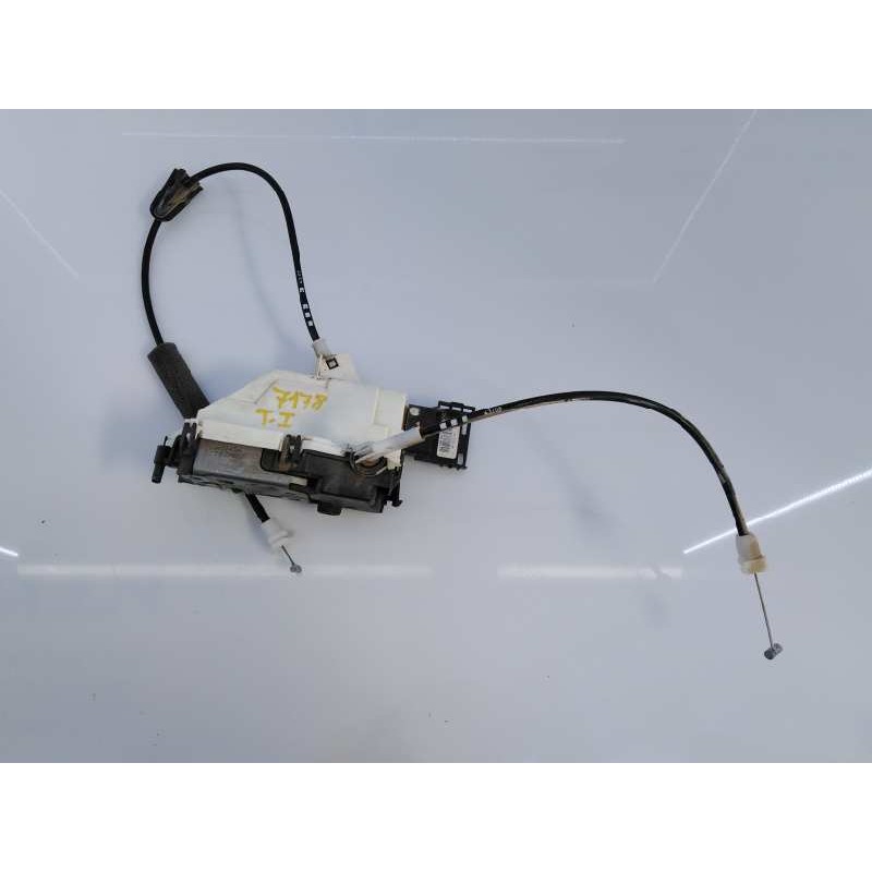 Recambio de cerradura puerta trasera izquierda para peugeot 308 confort referencia OEM IAM 597162  