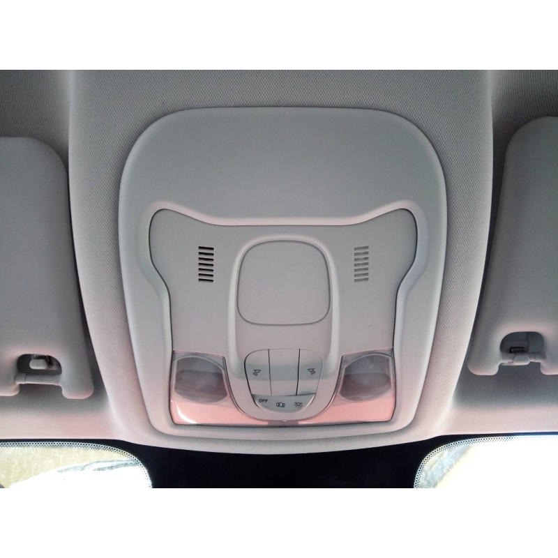 Recambio de luz interior para jeep renegade sport 4x2 referencia OEM IAM   