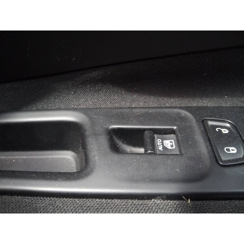 Recambio de mando elevalunas delantero derecho para jeep renegade sport 4x2 referencia OEM IAM   