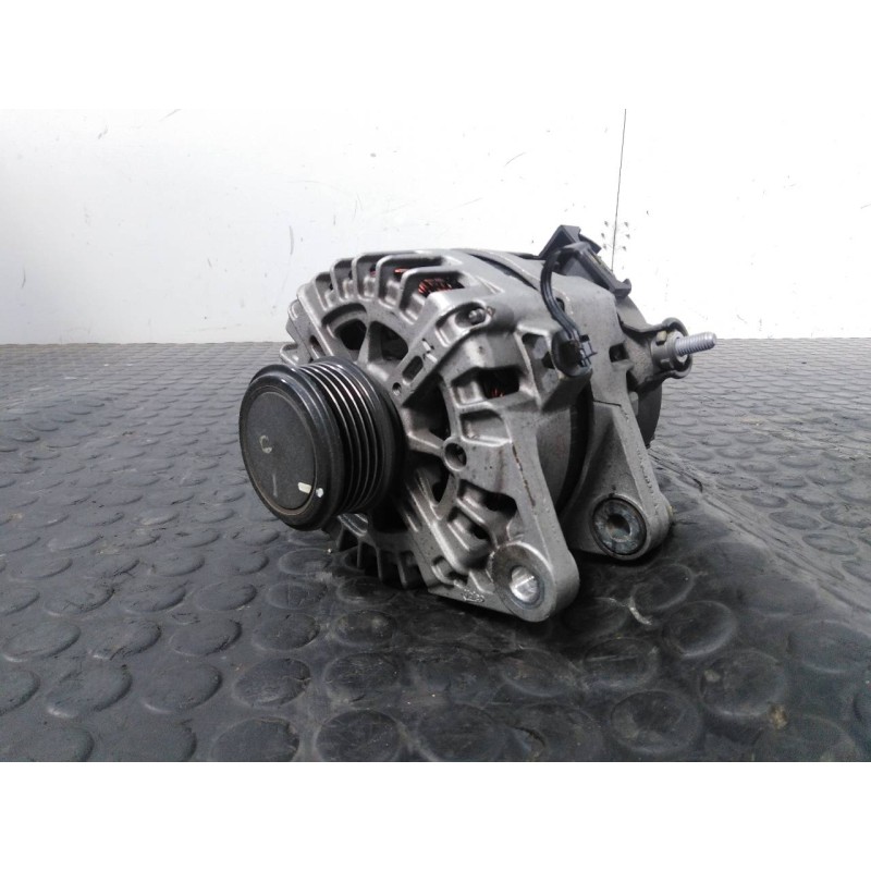 Recambio de alternador para hyundai ix35 style 2wd referencia OEM IAM 2611067 373002A850 