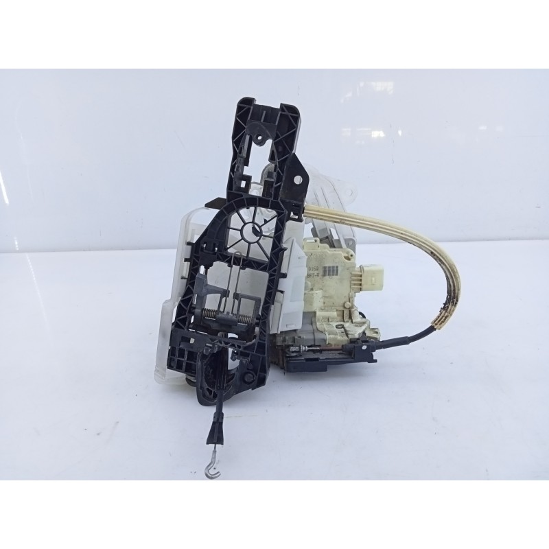 Recambio de cerradura puerta delantera derecha para volkswagen passat variant (365) exclusive bluemotion referencia OEM IAM 3C18