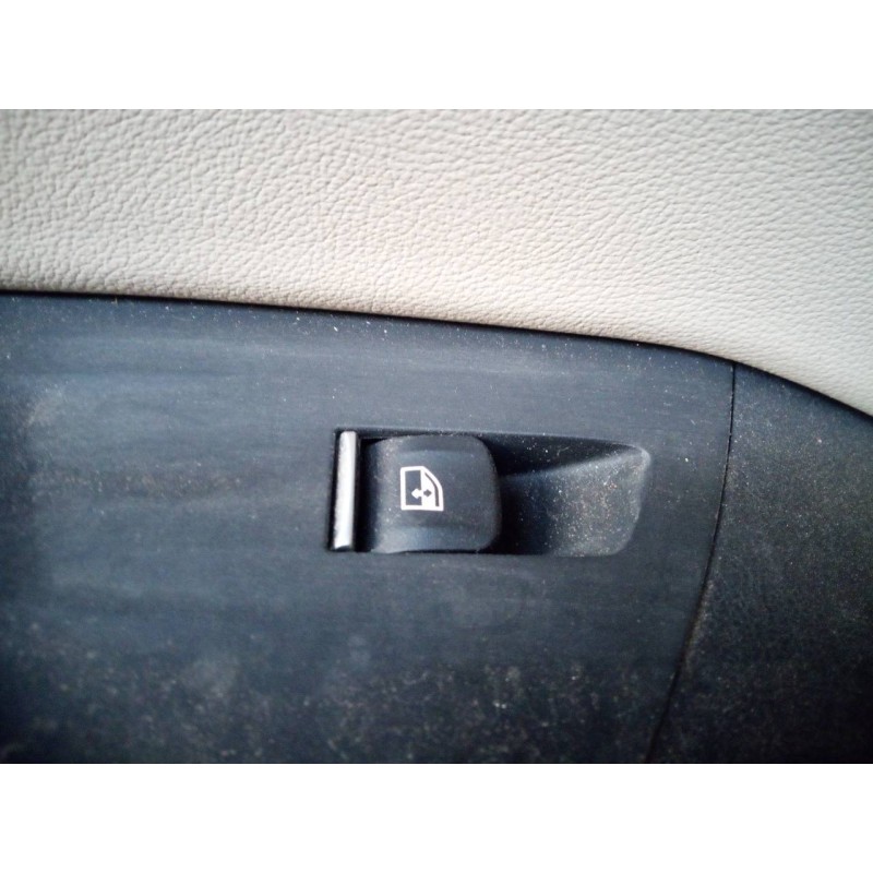 Recambio de mando elevalunas trasero izquierdo para bmw serie x3 (g01) xdrive20d referencia OEM IAM   