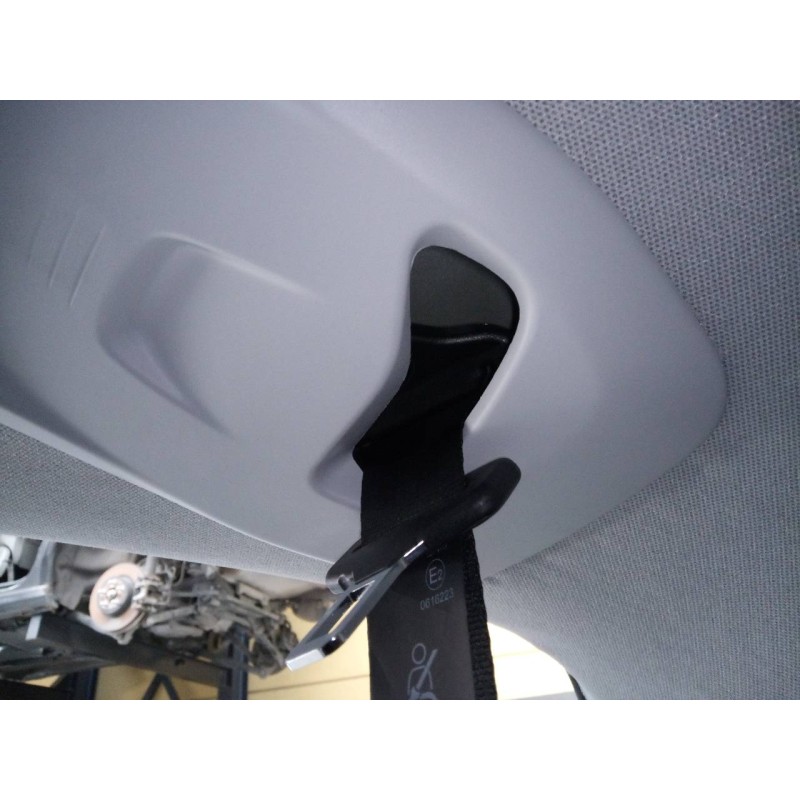 Recambio de cinturon seguridad trasero central para opel crossland x design line referencia OEM IAM   