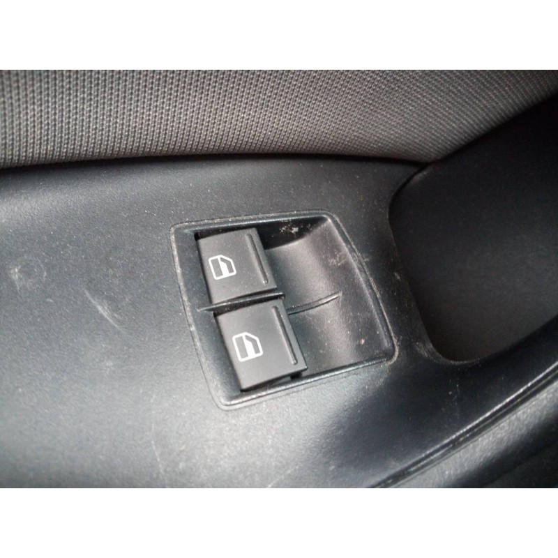 Recambio de mando elevalunas delantero izquierdo para seat ibiza sc (6p5) style referencia OEM IAM   