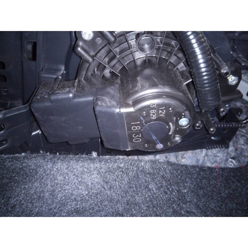 Recambio de ventilador calefaccion para suzuki ignis (/mf) glx referencia OEM IAM 3B291830  