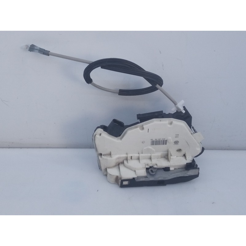 Recambio de cerradura puerta delantera derecha para seat ibiza sc (6p5) style referencia OEM IAM 5N1837016F  