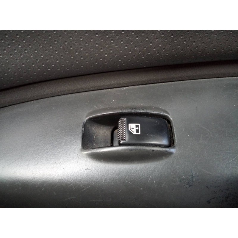 Recambio de mando elevalunas delantero derecho para hyundai tucson (jm) 2.0 crdi style referencia OEM IAM   