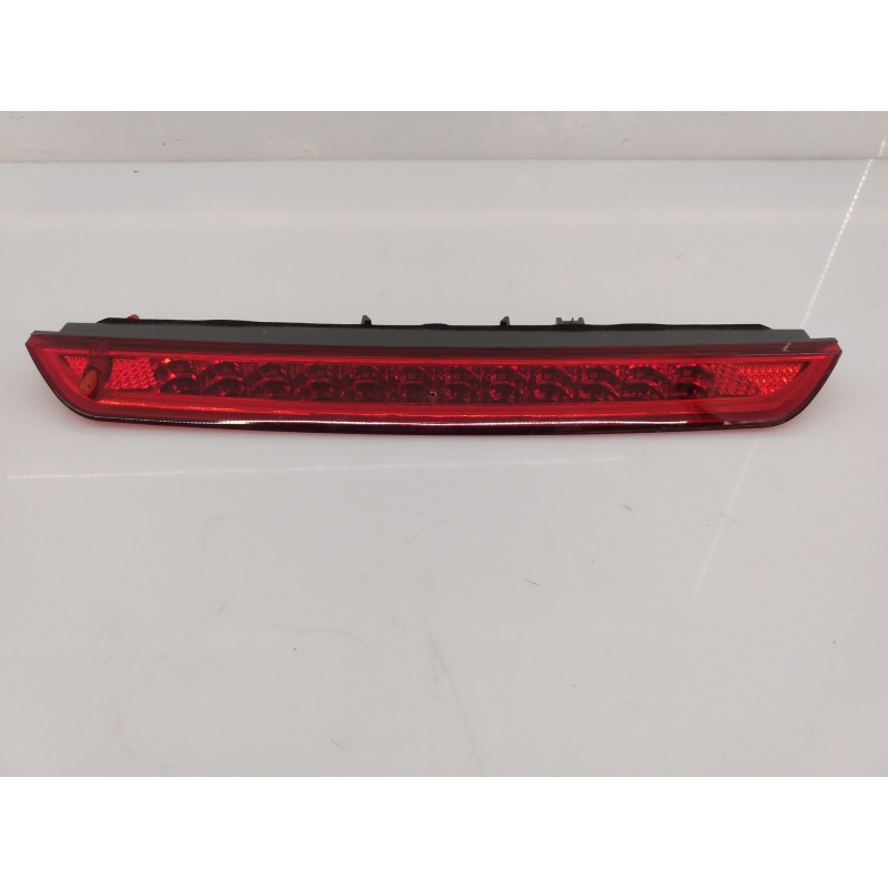 Recambio de luz central de freno para opel grandland x excellence referencia OEM IAM 2DA013236-231  