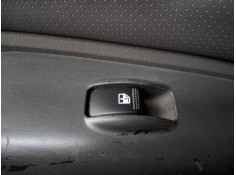 Recambio de mando elevalunas trasero izquierdo para hyundai tucson (jm) 2.0 crdi style referencia OEM IAM   