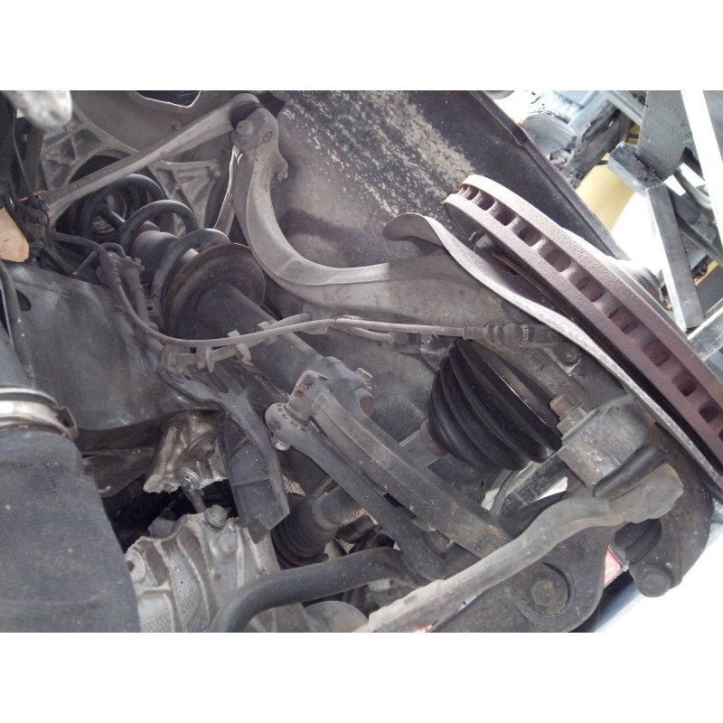 Recambio de mangueta delantera izquierda para audi a5 cabriolet (8f7) 2.7 tdi referencia OEM IAM   