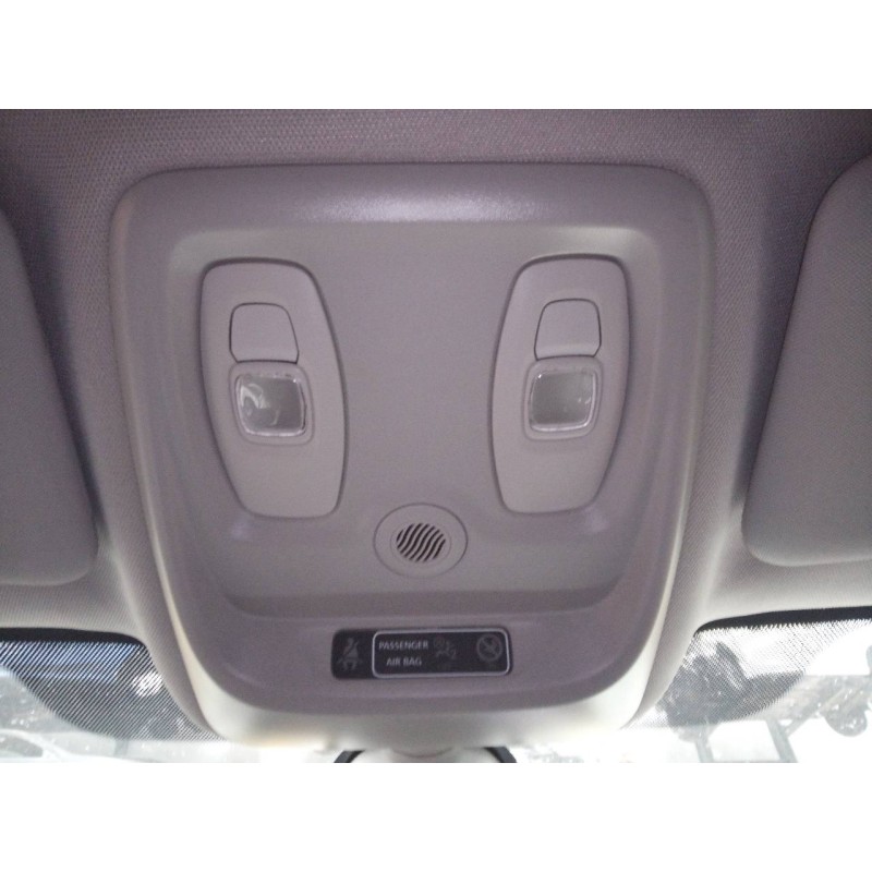 Recambio de luz interior para renault captur zen referencia OEM IAM   