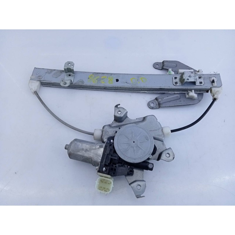 Recambio de elevalunas delantero derecho para nissan x-trail (t31) se referencia OEM IAM 82730JG00A 2621004310 