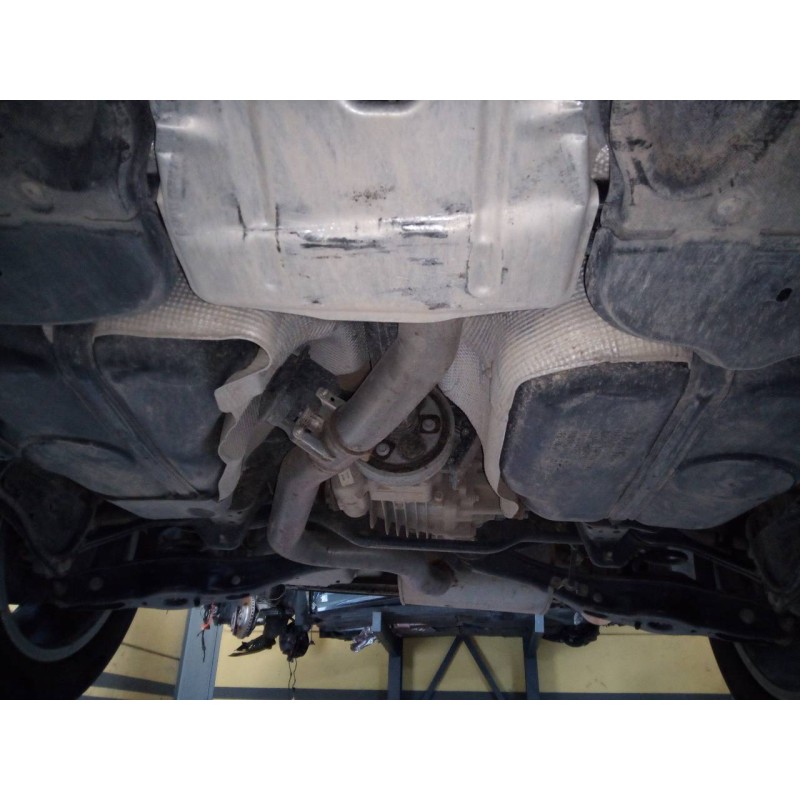 Recambio de deposito combustible para audi q3 sportback (f3n) 40 tdi quattro referencia OEM IAM 5Q020106  