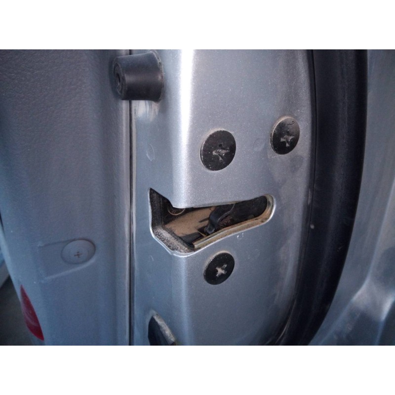 Recambio de cerradura puerta delantera derecha para kia sorento 2.5 crdi vgt ex1 referencia OEM IAM   