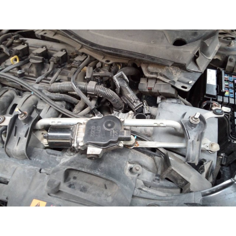 Recambio de motor limpia delantero para mazda 3 lim. () evolution referencia OEM IAM 5717C052  