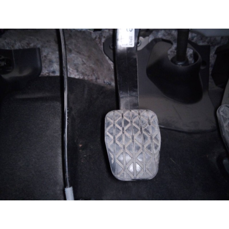 Recambio de pedal embrague para mazda 3 lim. () evolution referencia OEM IAM   