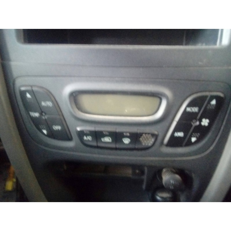 Recambio de mando climatizador para hyundai santa fe (sm) 2.0 gls crdi referencia OEM IAM   