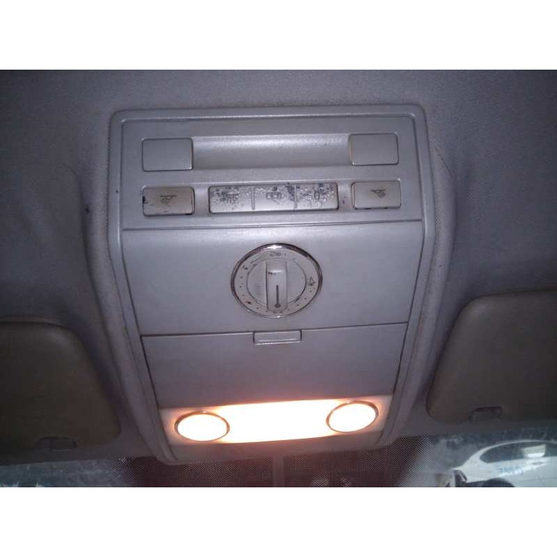 Recambio de luz interior para volkswagen touareg (7la) tdi r5 referencia OEM IAM 7L6947105A  