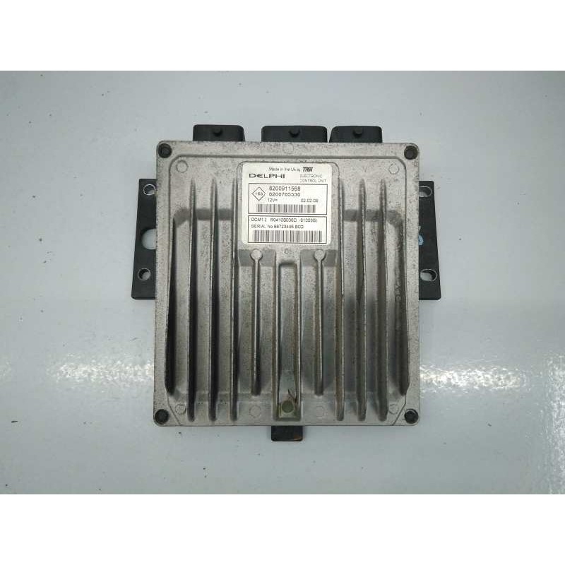 Recambio de centralita motor uce para dacia logan laureate referencia OEM IAM 8200911568 8200785530 