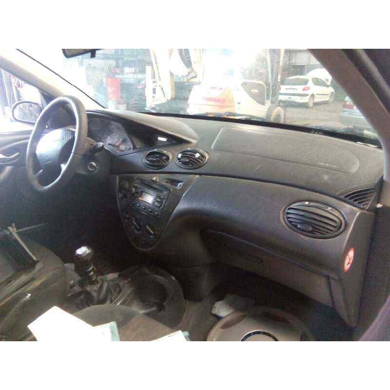 Recambio de salpicadero para ford focus berlina (cak) ambiente referencia OEM IAM 1335045  