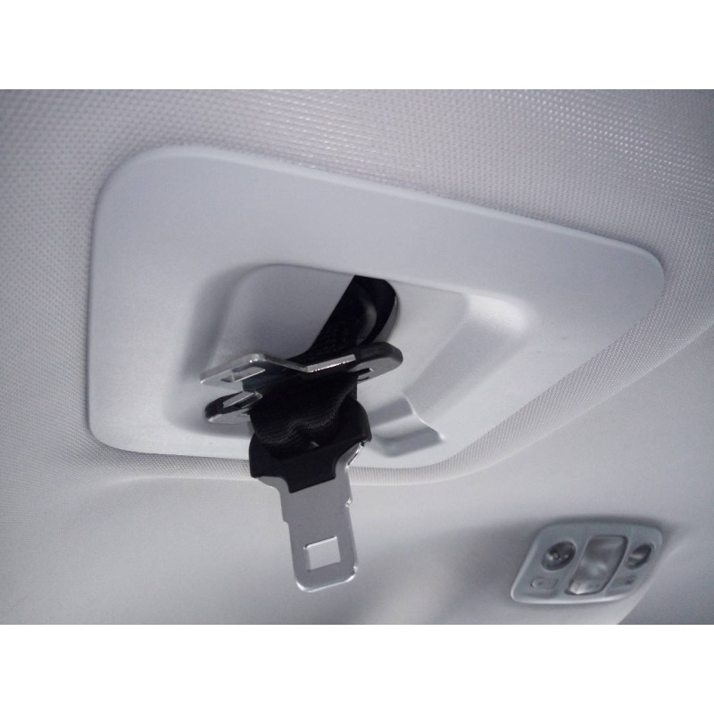 Recambio de cinturon seguridad trasero central para peugeot 5008 active referencia OEM IAM   