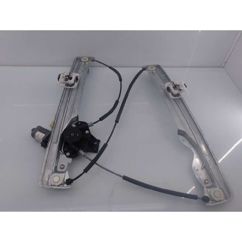 Recambio de elevalunas delantero derecho para ford kuga (cbs) titanium referencia OEM IAM 0130822733  