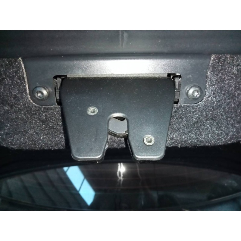 Recambio de cerradura maletero / porton para bmw serie 1 coupe (e82) 118d referencia OEM IAM   