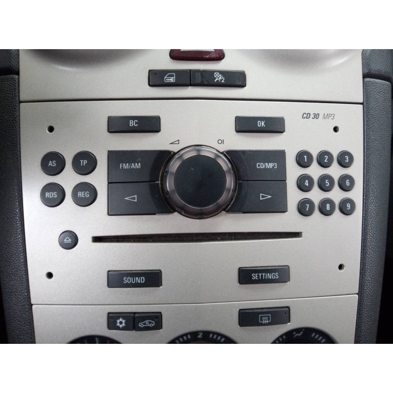 Recambio de sistema audio / radio cd para opel corsa d cosmo referencia OEM IAM   