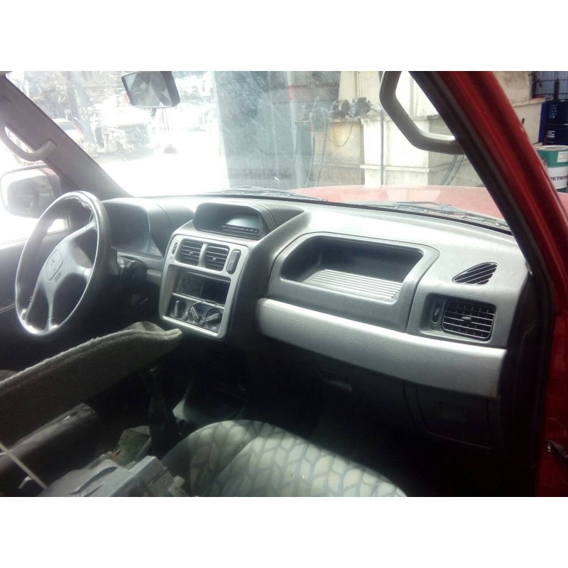 Recambio de salpicadero para mitsubishi montero pinin (h60/h70) 1800 gdi (3-ptas.) referencia OEM IAM   