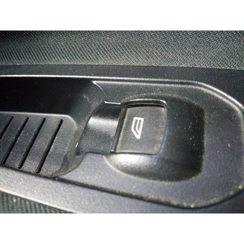 Recambio de mando elevalunas delantero derecho para ford c-max trend referencia OEM IAM   