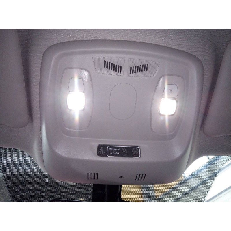 Recambio de luz interior para renault kadjar intens referencia OEM IAM   